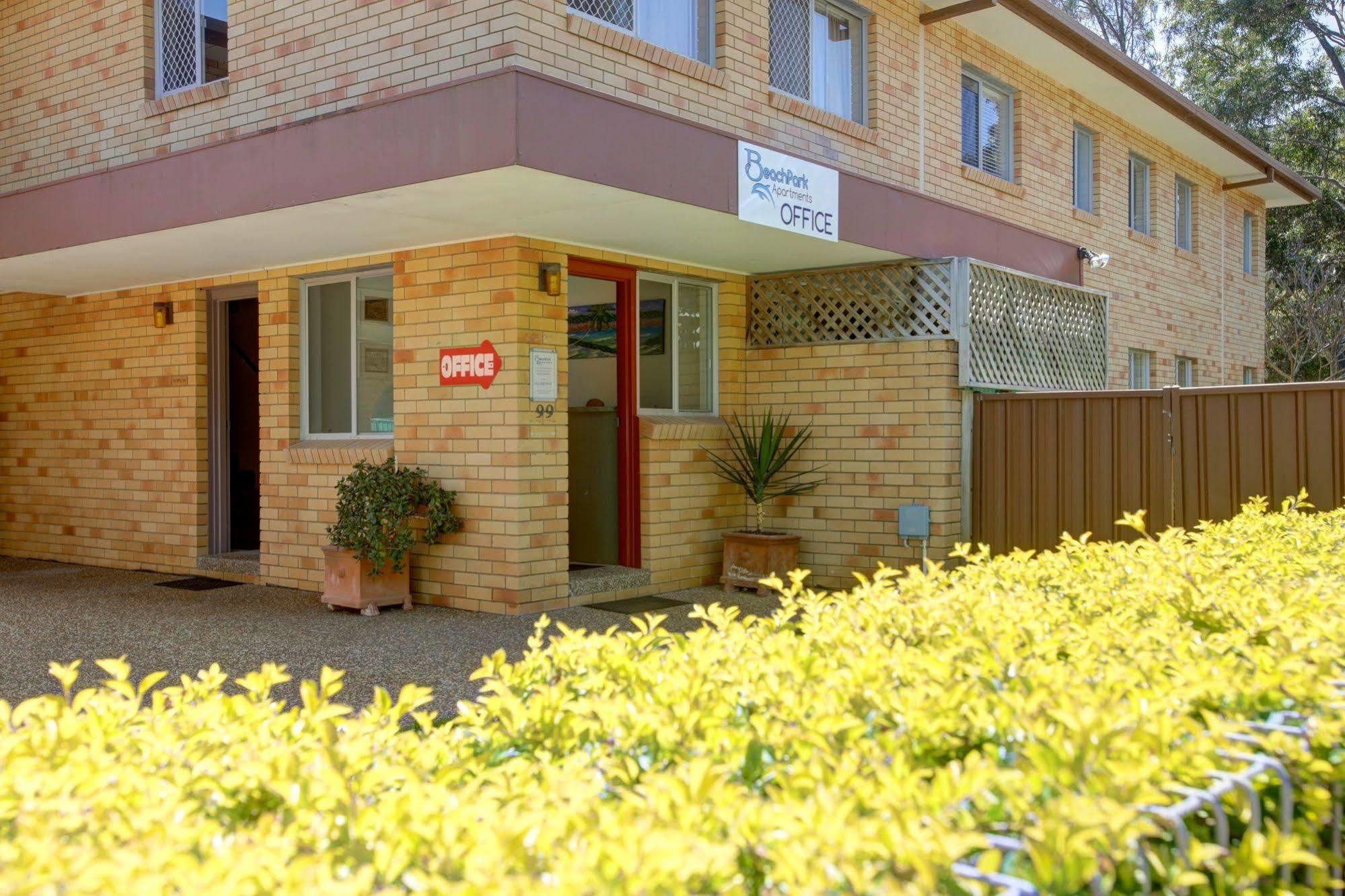 Beachpark Apartments Coffs Harbour Exterior photo